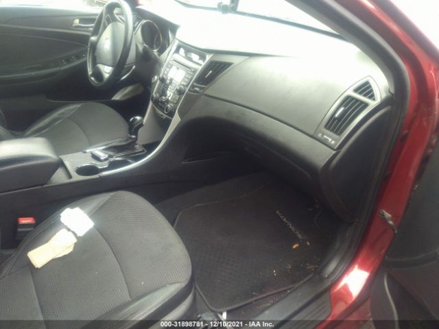 Photo 4 VIN: 5NPEC4AB9CH437040 - HYUNDAI SONATA 