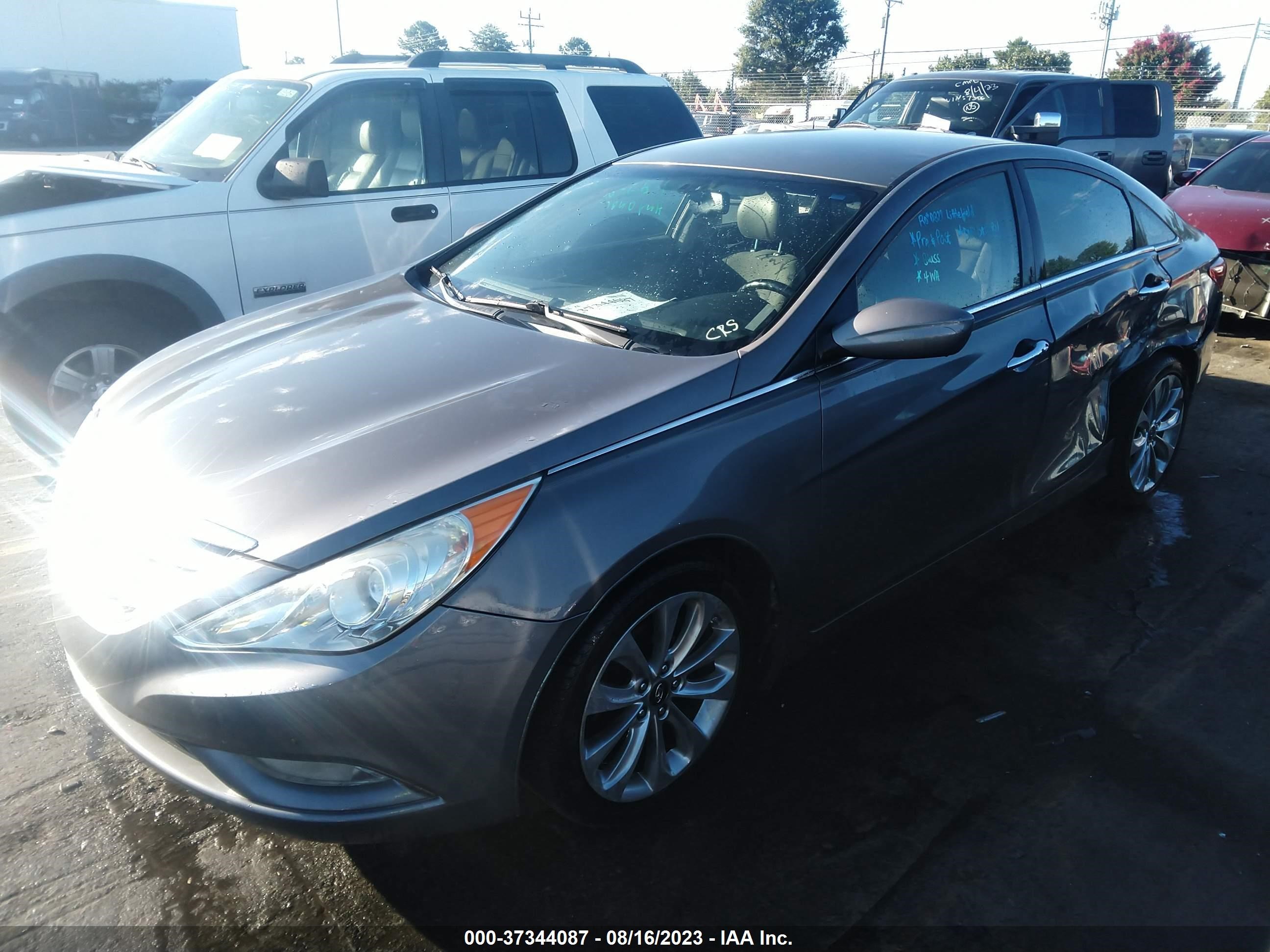 Photo 1 VIN: 5NPEC4AB9CH443517 - HYUNDAI SONATA 