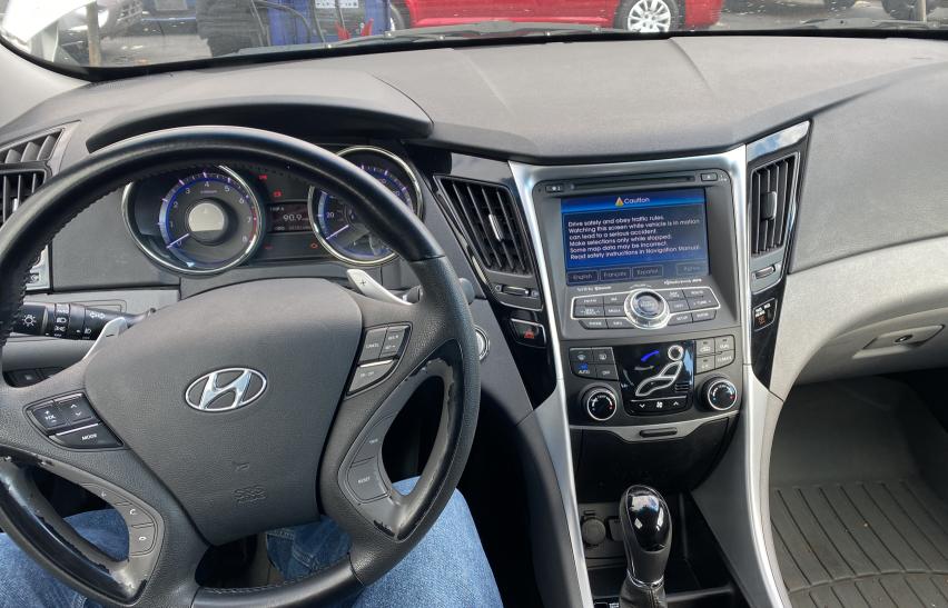 Photo 8 VIN: 5NPEC4AB9DH574979 - HYUNDAI SONATA SE 