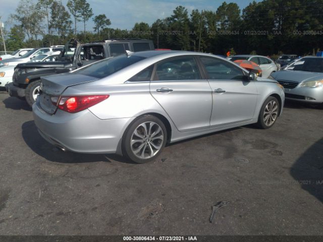 Photo 3 VIN: 5NPEC4AB9DH608175 - HYUNDAI SONATA 