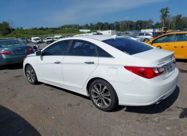 Photo 2 VIN: 5NPEC4AB9DH729207 - HYUNDAI SONATA 