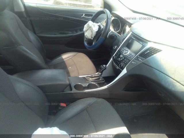 Photo 4 VIN: 5NPEC4ABXBH176919 - HYUNDAI SONATA 