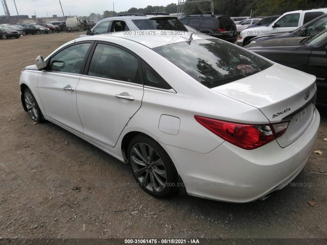 Photo 2 VIN: 5NPEC4ABXBH194031 - HYUNDAI SONATA 