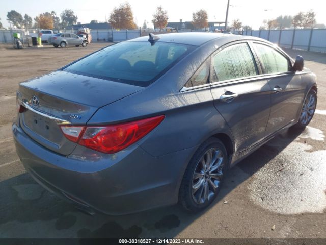 Photo 3 VIN: 5NPEC4ABXBH316595 - HYUNDAI SONATA 