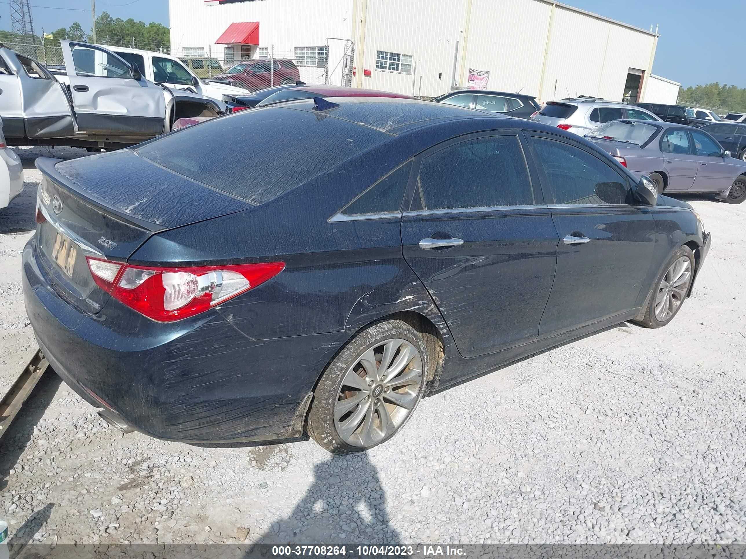 Photo 3 VIN: 5NPEC4ABXCH404418 - HYUNDAI SONATA 