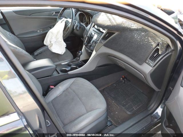 Photo 4 VIN: 5NPEC4ABXCH440271 - HYUNDAI SONATA 