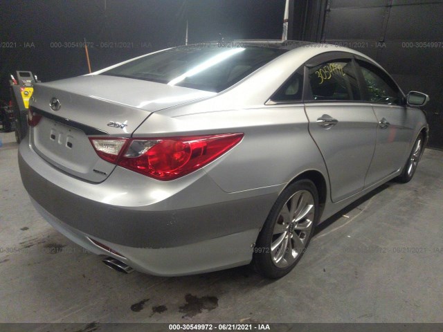 Photo 3 VIN: 5NPEC4ABXCH442019 - HYUNDAI SONATA 