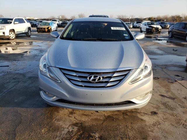 Photo 4 VIN: 5NPEC4ABXCH467597 - HYUNDAI SONATA SE 