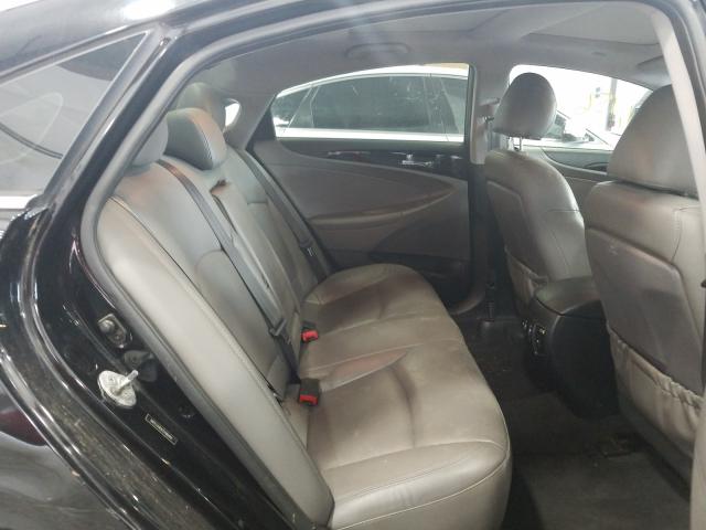 Photo 5 VIN: 5NPEC4ABXCH480981 - HYUNDAI SONATA SE 