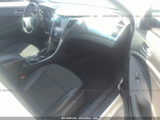 Photo 4 VIN: 5NPEC4ABXCH481709 - HYUNDAI SONATA SE 