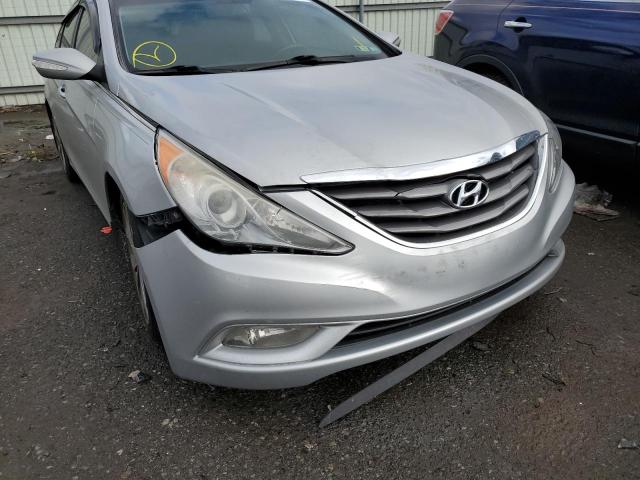 Photo 8 VIN: 5NPEC4ABXDH654632 - HYUNDAI SONATA 