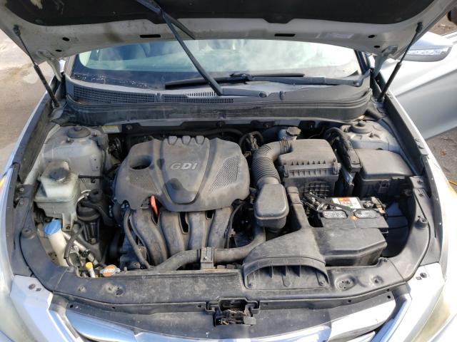 Photo 6 VIN: 5NPEC4AC0BH010658 - HYUNDAI SONATA SE 