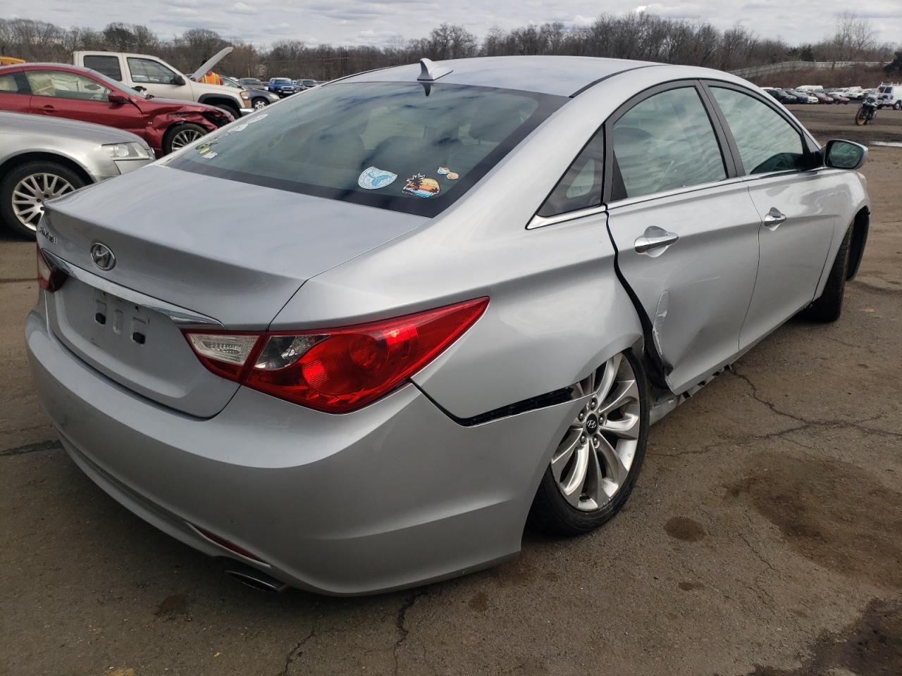 Photo 2 VIN: 5NPEC4AC0BH036497 - HYUNDAI SONATA 