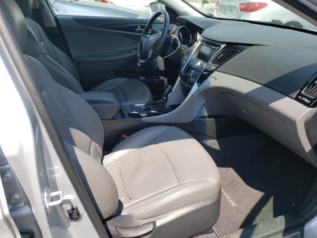 Photo 4 VIN: 5NPEC4AC0BH123705 - HYUNDAI SONATA 