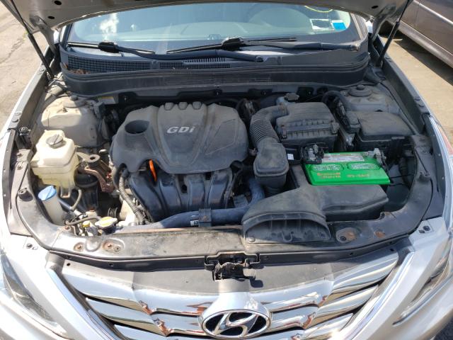 Photo 6 VIN: 5NPEC4AC0BH123705 - HYUNDAI SONATA 