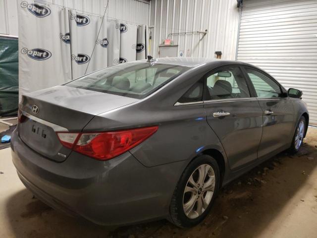 Photo 3 VIN: 5NPEC4AC0BH133814 - HYUNDAI SONATA SE 