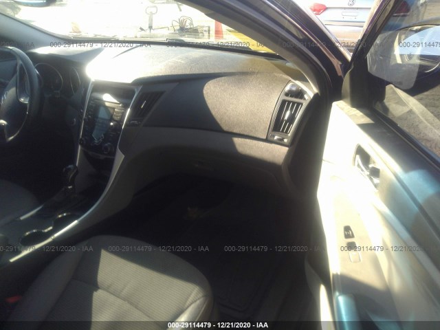 Photo 4 VIN: 5NPEC4AC0BH197979 - HYUNDAI SONATA 