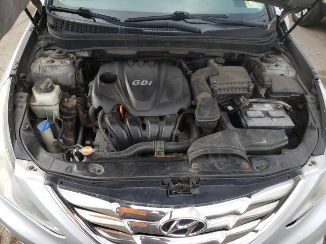 Photo 6 VIN: 5NPEC4AC0BH225568 - HYUNDAI SONATA 