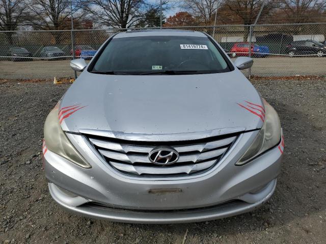 Photo 4 VIN: 5NPEC4AC0BH229409 - HYUNDAI SONATA SE 