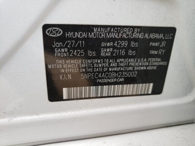 Photo 9 VIN: 5NPEC4AC0BH235002 - HYUNDAI SONATA SE 