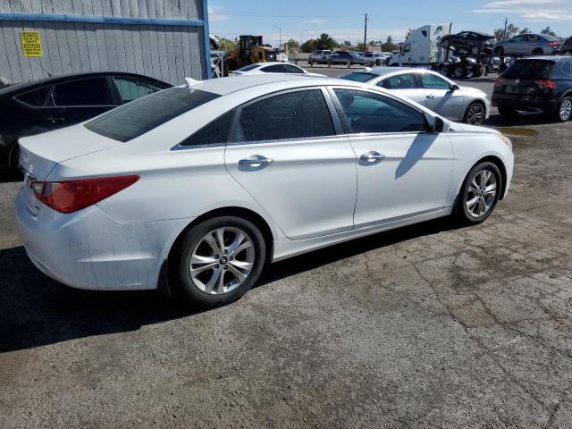 Photo 2 VIN: 5NPEC4AC0BH242371 - HYUNDAI SONATA SE 