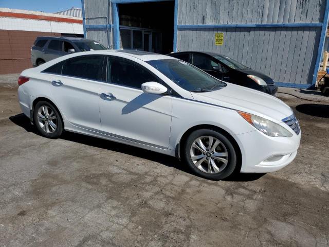 Photo 3 VIN: 5NPEC4AC0BH242371 - HYUNDAI SONATA SE 