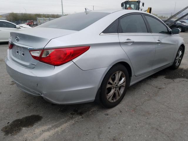 Photo 2 VIN: 5NPEC4AC0BH271322 - HYUNDAI SONATA SE 