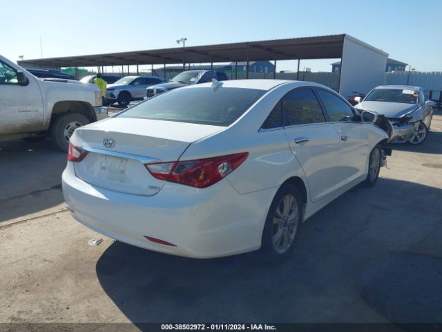 Photo 3 VIN: 5NPEC4AC0BH274494 - HYUNDAI SONATA 