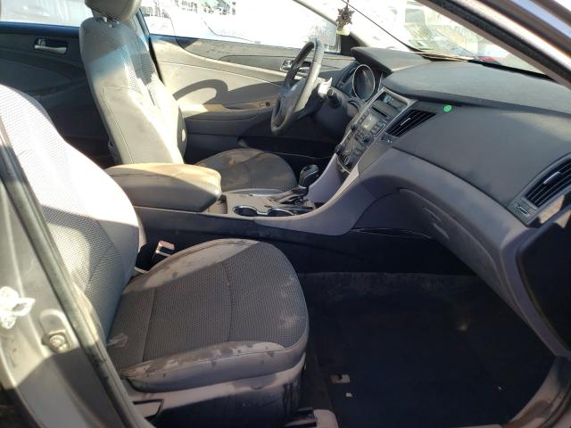 Photo 4 VIN: 5NPEC4AC0BH282921 - HYUNDAI SONATA SE 