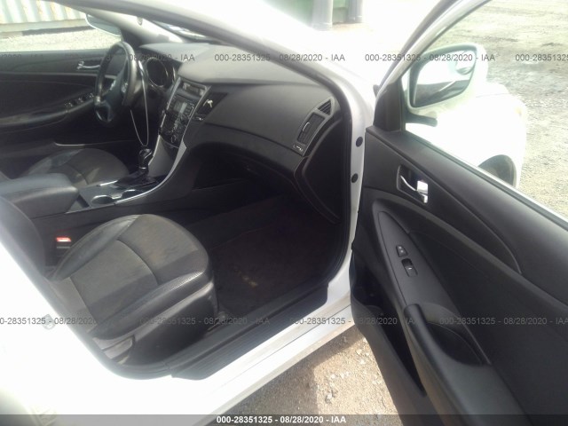 Photo 4 VIN: 5NPEC4AC0BH303525 - HYUNDAI SONATA 