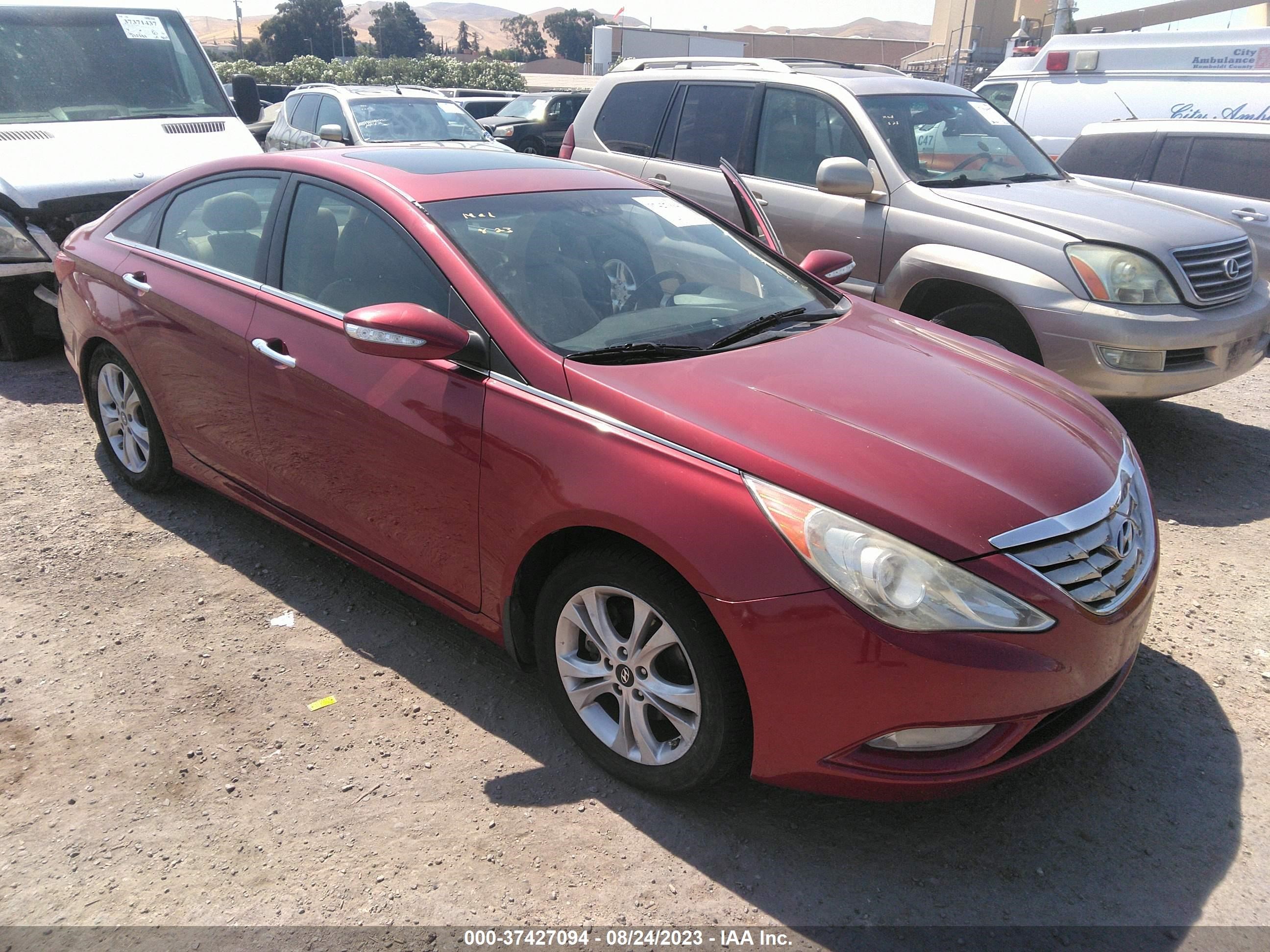 Photo 0 VIN: 5NPEC4AC0BH307820 - HYUNDAI SONATA 