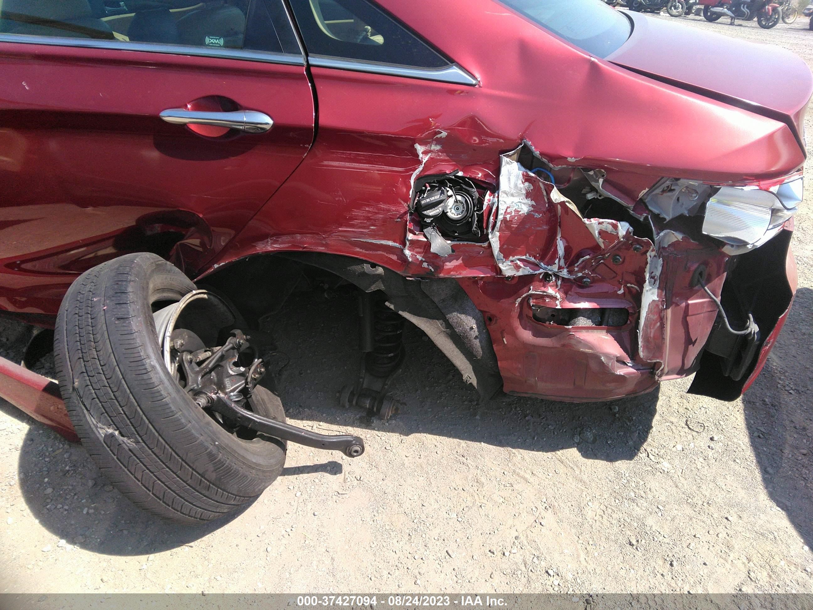 Photo 5 VIN: 5NPEC4AC0BH307820 - HYUNDAI SONATA 