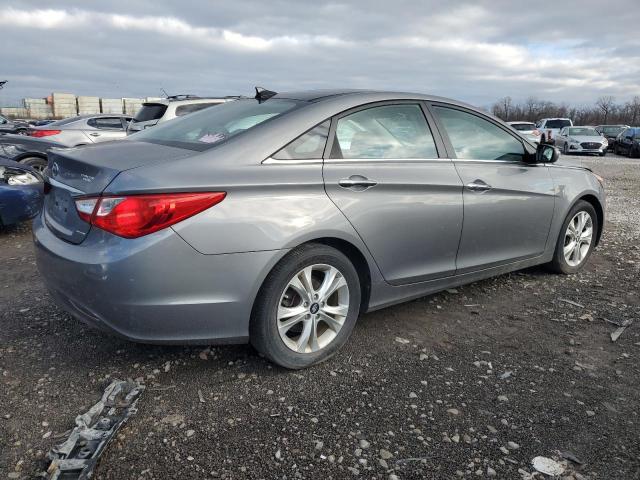 Photo 2 VIN: 5NPEC4AC0CH312050 - HYUNDAI SONATA 