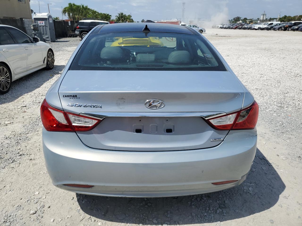 Photo 6 VIN: 5NPEC4AC0CH322433 - HYUNDAI SONATA 