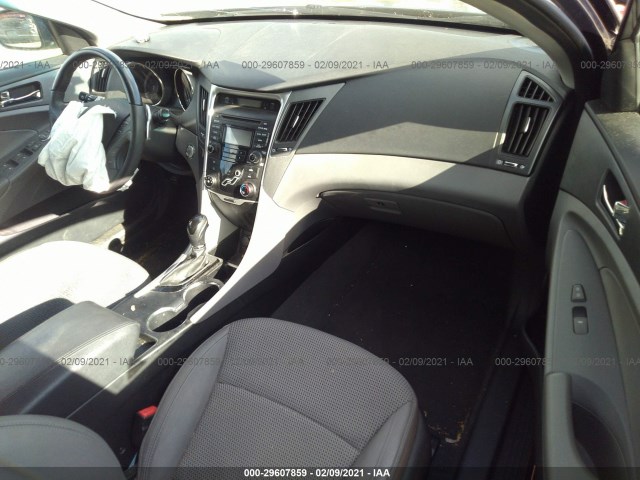 Photo 4 VIN: 5NPEC4AC0CH331004 - HYUNDAI SONATA 