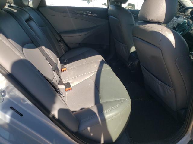 Photo 5 VIN: 5NPEC4AC0CH333609 - HYUNDAI SONATA SE 