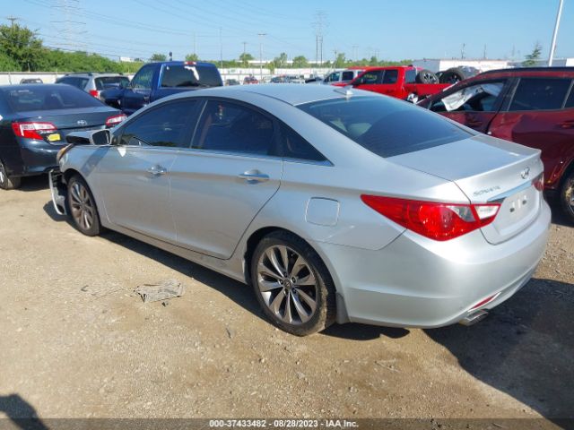 Photo 2 VIN: 5NPEC4AC0CH349423 - HYUNDAI SONATA 