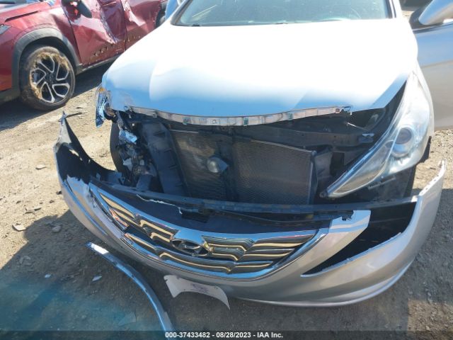 Photo 5 VIN: 5NPEC4AC0CH349423 - HYUNDAI SONATA 