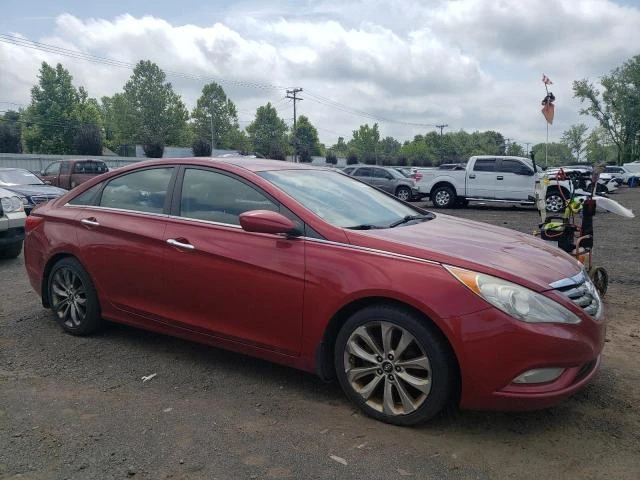 Photo 3 VIN: 5NPEC4AC0CH349468 - HYUNDAI SONATA SE 