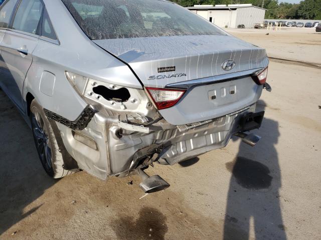 Photo 8 VIN: 5NPEC4AC0CH365394 - HYUNDAI SONATA SE 