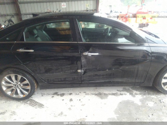 Photo 5 VIN: 5NPEC4AC0CH389422 - HYUNDAI SONATA 