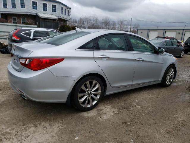 Photo 2 VIN: 5NPEC4AC0CH420586 - HYUNDAI SONATA SE 