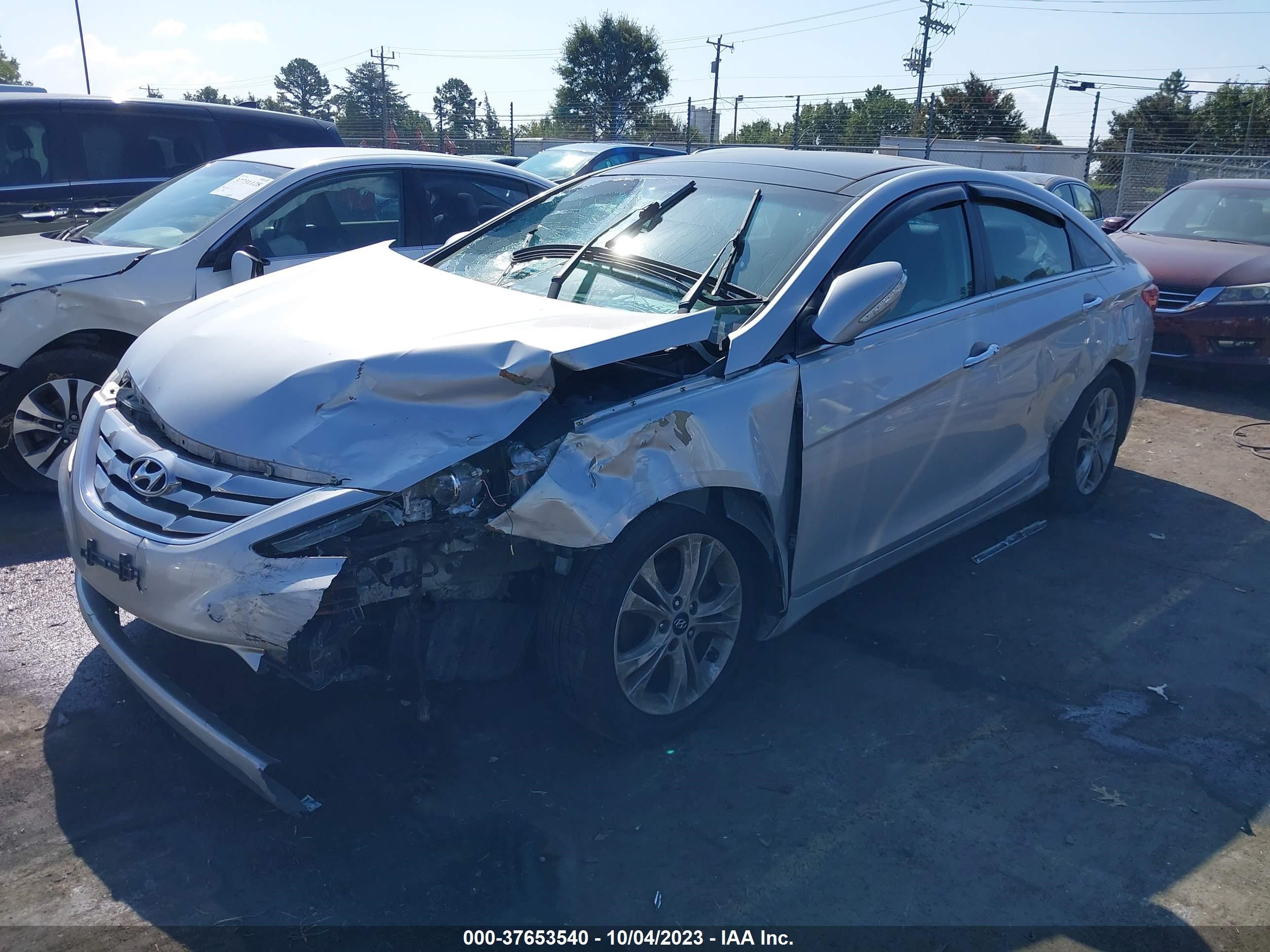 Photo 1 VIN: 5NPEC4AC0CH440238 - HYUNDAI SONATA 