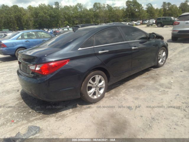 Photo 3 VIN: 5NPEC4AC0CH476849 - HYUNDAI SONATA 