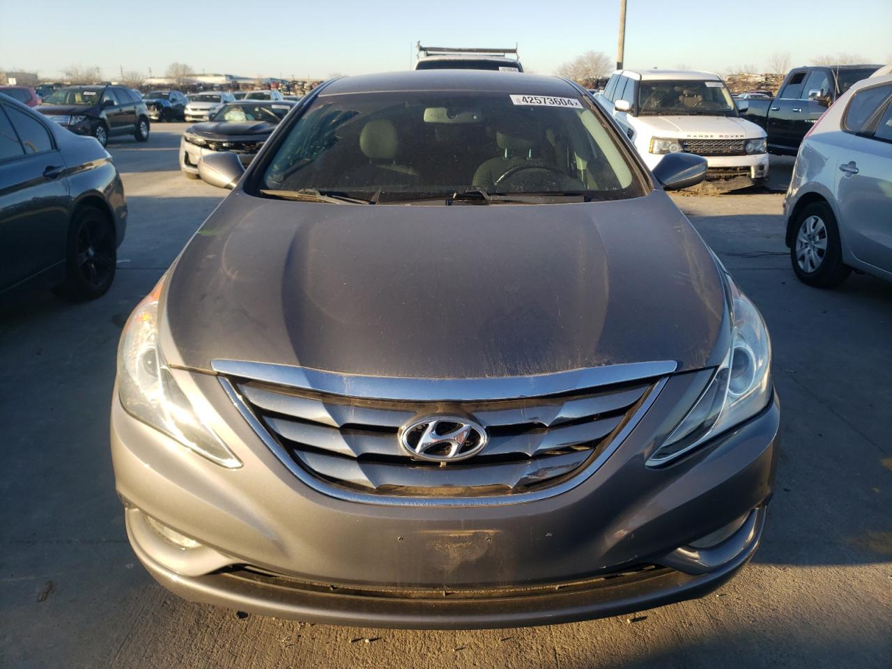 Photo 4 VIN: 5NPEC4AC0DH517899 - HYUNDAI SONATA 