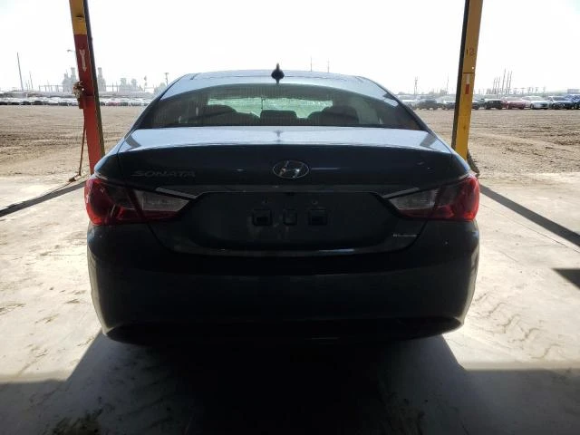 Photo 5 VIN: 5NPEC4AC0DH581070 - HYUNDAI SONATA SE 