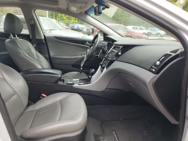 Photo 4 VIN: 5NPEC4AC0DH599679 - HYUNDAI SONATA SE 