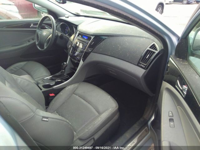 Photo 4 VIN: 5NPEC4AC0DH609529 - HYUNDAI SONATA 