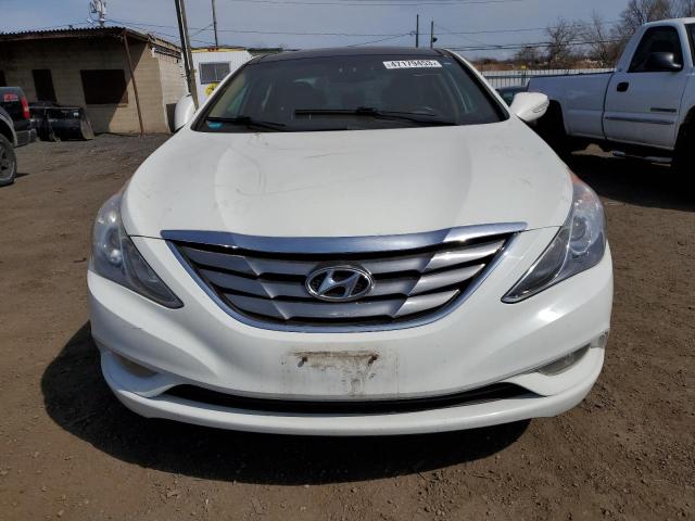 Photo 4 VIN: 5NPEC4AC0DH618215 - HYUNDAI SONATA SE 