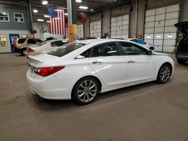 Photo 2 VIN: 5NPEC4AC0DH631000 - HYUNDAI SONATA SE 